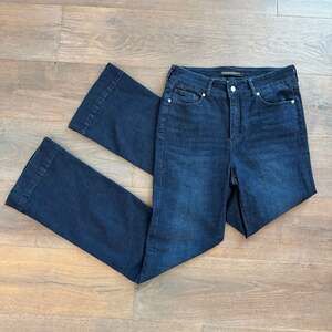 Prosperity Denim Dark Wash Mid Rise Trouser Bootcut Jeans Women’s Size 31